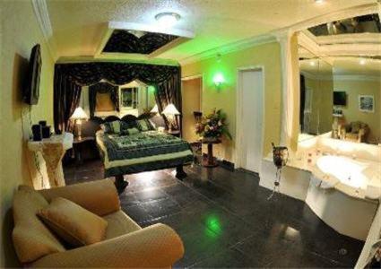 Hialeah Executive Motel Miami Springs Room photo