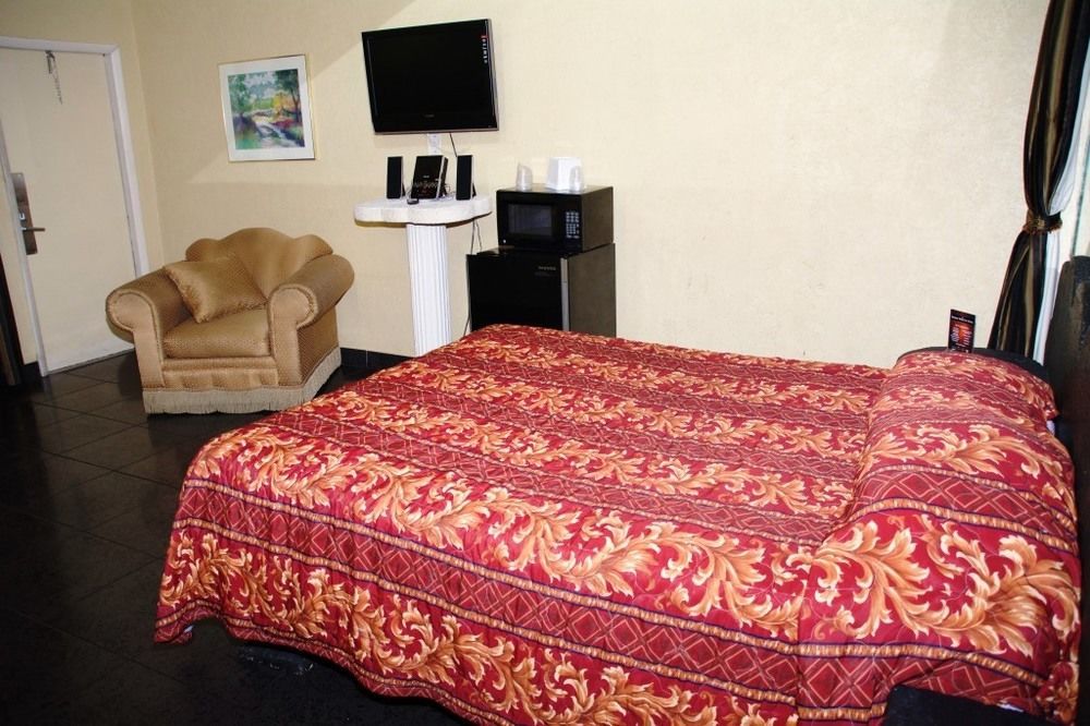 Hialeah Executive Motel Miami Springs Exterior photo